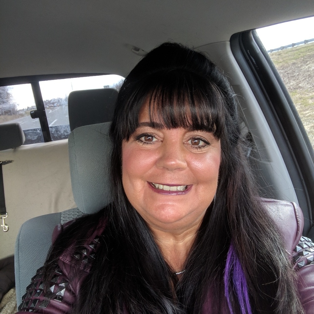 Meet your Posher, Karri